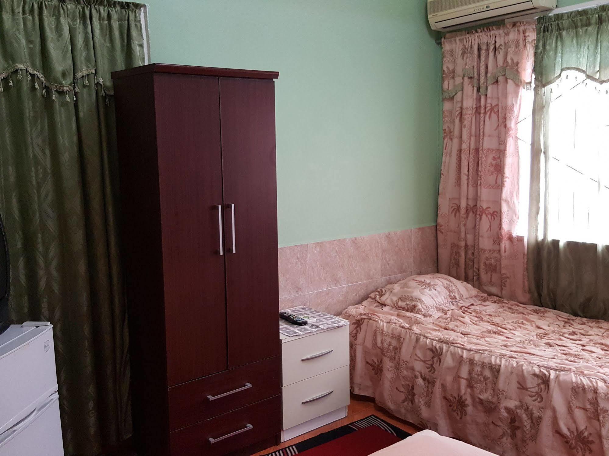 Caribbean Tourist Villa Port of Spain Εξωτερικό φωτογραφία